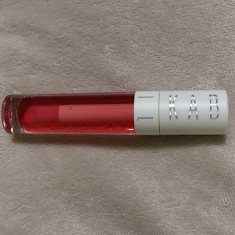 Hydrating lip oil